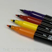 Hannya Pens fine tip, close-up of pen tips